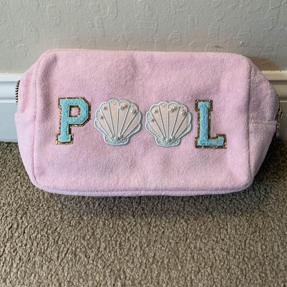 Stoney Clover Insulated Medium Pouch